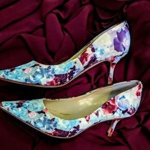 Beautiful floral heels!